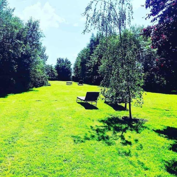 Stunning Barn Conversion Ideal For Large Families Bildeston Bagian luar foto